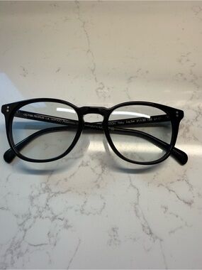Oliver Peoples Finley Eaq Black Photochromic Glasses
